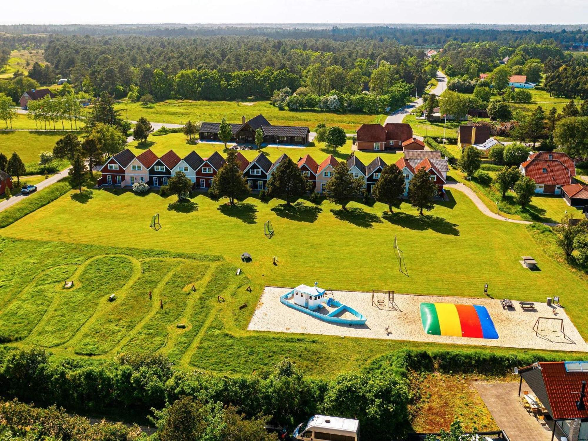 6 Person Holiday Home On A Holiday Park In Bl Vand Blåvand Eksteriør billede