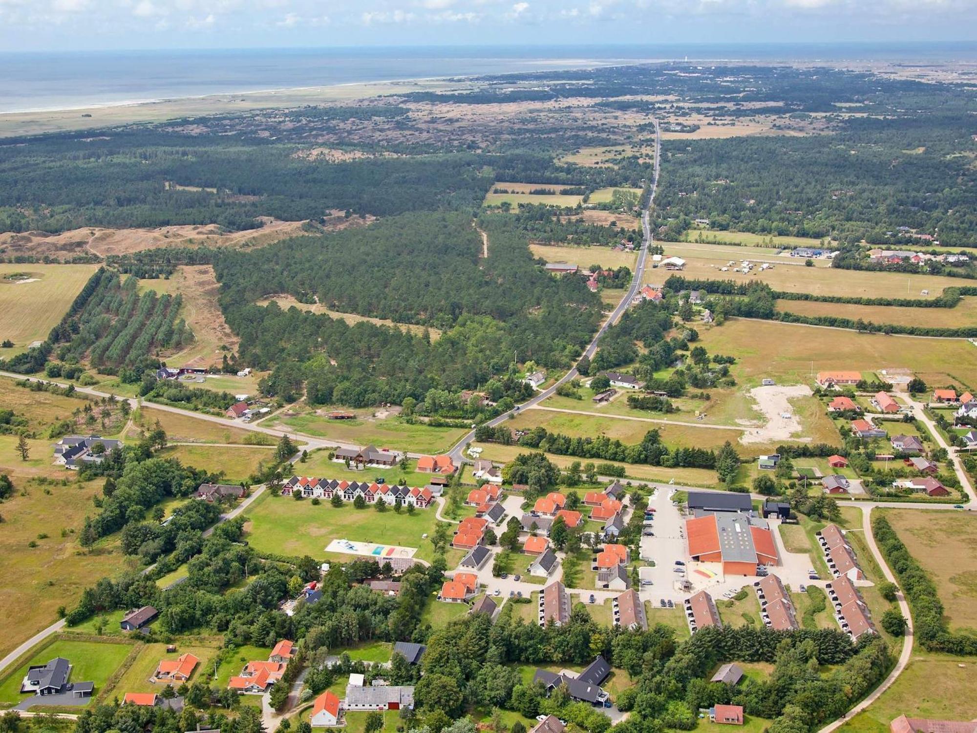 6 Person Holiday Home On A Holiday Park In Bl Vand Blåvand Eksteriør billede
